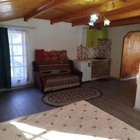 Лісова Казка Villa Yaremche Ngoại thất bức ảnh