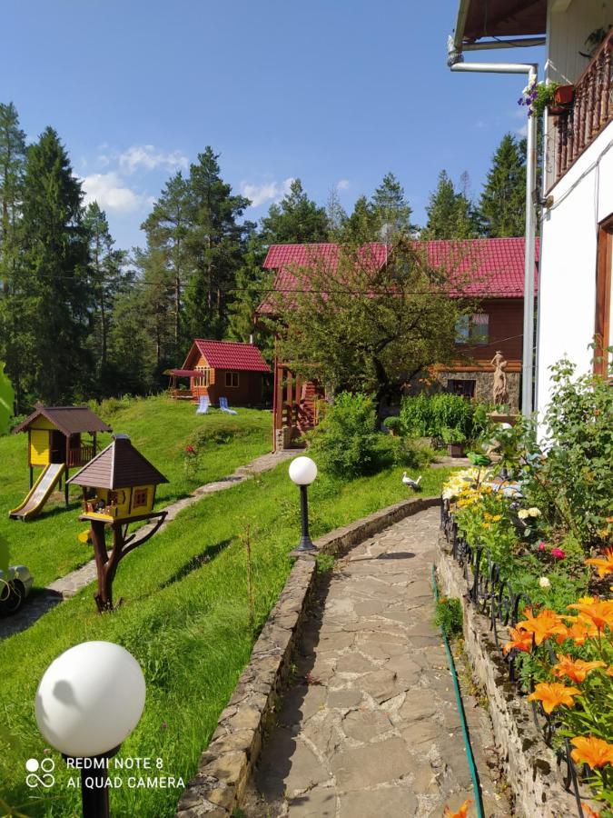Лісова Казка Villa Yaremche Ngoại thất bức ảnh