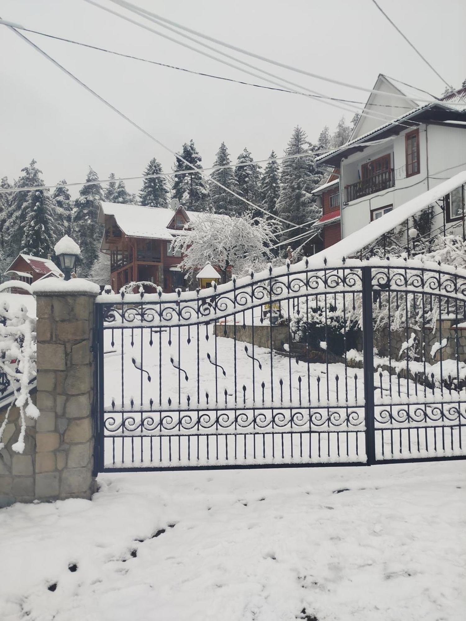 Лісова Казка Villa Yaremche Ngoại thất bức ảnh